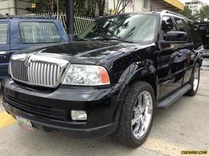 Lincoln Navigator Premiun 4x4 - Automatico