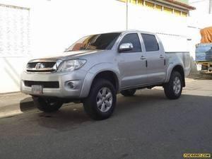 Toyota Hilux Doble Cabina Kavak 4x4 - Automatico