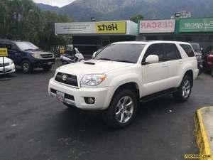 Toyota 4Runner Base 4x4 - Automatico