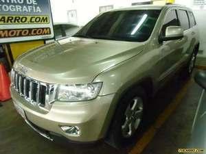 Jeep Grand Cherokee Laredo 4x4 - Automatico