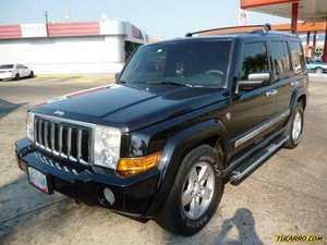 Jeep Commander Limited 4x4 - Automatico