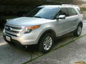 Ford Explorer Limited 4x4 - Automatico