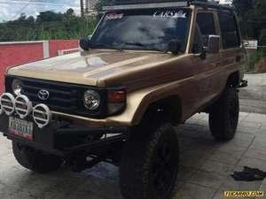 Toyota Macho LX 4x4 - Sincronico