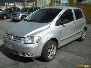 Volkswagen Fox 1.6 Sportline/Trendline - Sincronico