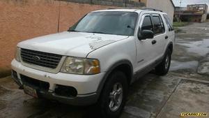 Ford Explorer XLT - Automatico