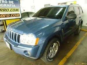 Jeep Grand Cherokee Laredo - Automatico