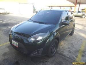 Ford Fiesta Power / Max - Automatico