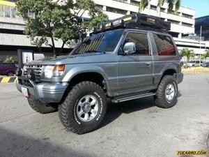 Mitsubishi Montero Dakar GLX 2P 4x4 - Sincronico