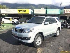 Toyota Fortuner SR5 (7Ptos) 4x4 - Automatico