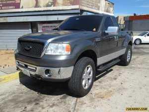 Ford F-150 XLT FX4 Flareside 4x4 - Automatico