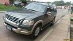 Ford Explorer Eddie Bauer AWD - Automatico