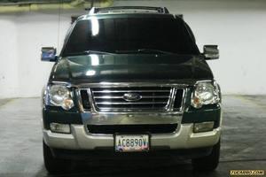 Ford Explorer Eddie Bauer 4x4 - Automatico