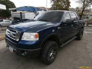 Ford F-150 XLT FX4 Flareside 4x4 - Automatico