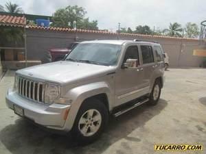 Jeep Cherokee Sport 4P 4x4 - Automatico