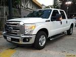 Ford F-250 Doble Cabina XLT - Automatico