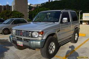 Mitsubishi Montero