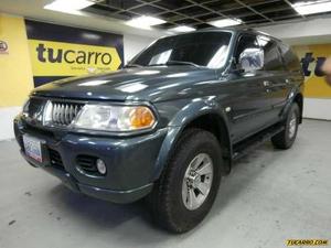 Mitsubishi Montero