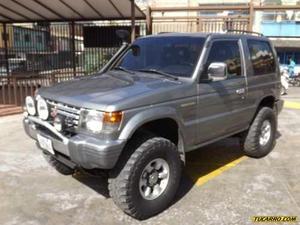 Mitsubishi Montero