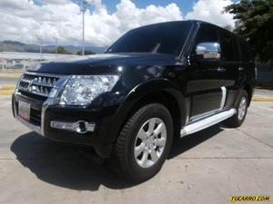 Mitsubishi Montero