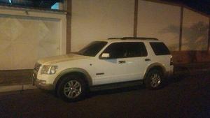 Ford Explorer Eddie Bauer 4x4 - Automatico