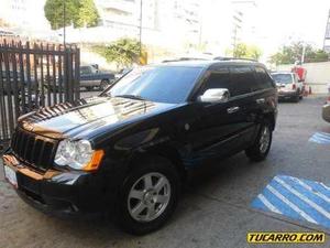 Jeep Grand Cherokee Laredo 4x4 - Automatico