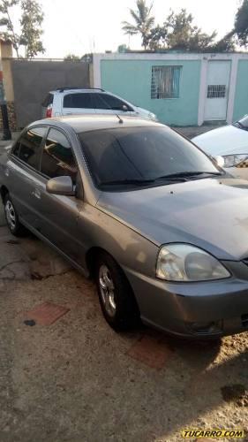 Kia Rio 1.5 RS - Sincronico