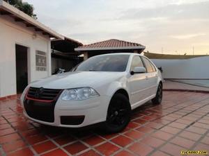 Volkswagen Bora GLS (Comfortline) - Sincronico