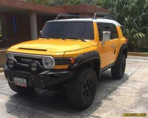 Toyota FJ Cruiser 4x4 - Automatico