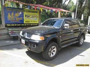 Mitsubishi Montero