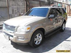 Ford Explorer XLT - Automatico