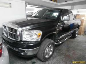 Dodge Ram Pick-Up 2500 Dob. Cab. SLT 4x4 - Automatico