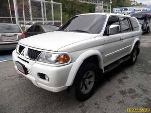 Mitsubishi Montero