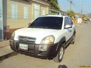 Hyundai Tucson GL 4x4 - Secuencial