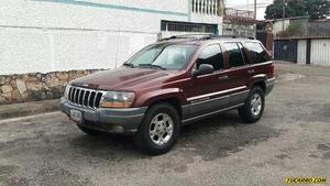 Jeep Grand Cherokee Laredo - Automatico