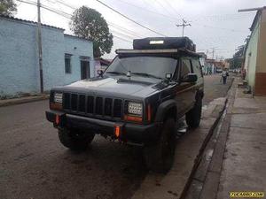 Jeep Cherokee 2P 4X4 72B - Sincronico