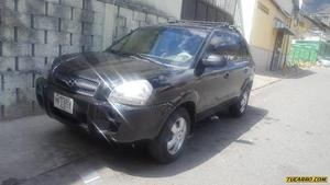 Hyundai Tucson GL - Sincronico