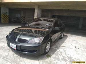 Mitsubishi Lancer Touring 2.0 - Sincronico