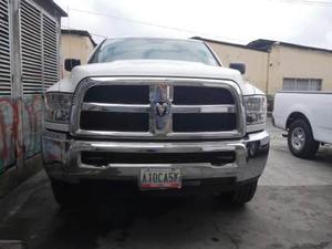 Dodge Ram Pick-Up 2500 Dob. Cab. SLT 4x4 - Automatico