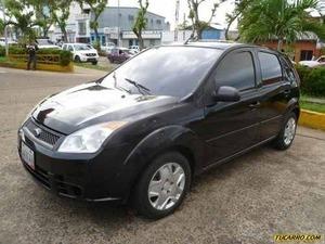 Ford Fiesta Power / Max - Automatico