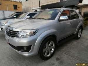 Toyota Fortuner SR (7Ptos) 4x4 - Automatico