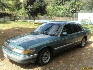 Ford Grand Marquis LS - Automatico