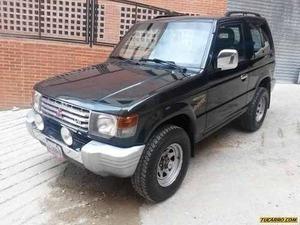 Mitsubishi Montero Dakar GLX 2P 4x4 - Sincronico