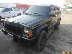 Jeep Cherokee Limited Edition 4x4 - Sincronico