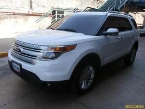 Ford Explorer Limited 4x4 - Automatico