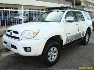 Toyota 4Runner Limited V6 4x4 - Automatico