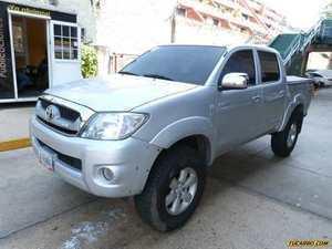 Toyota Hilux Doble Cabina Kavak 4x4 - Automatico