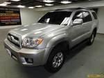 Toyota 4Runner Limited V6 4x4 - Automatico