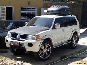 Mitsubishi Montero 4P 4x4 - Automatico