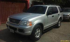 Ford Explorer XLT 4x4 - Automatico