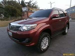 Toyota Fortuner SR (7Ptos) 4x4 - Automatico